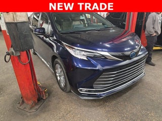 2021 Toyota Sienna Limited 7 Passenger