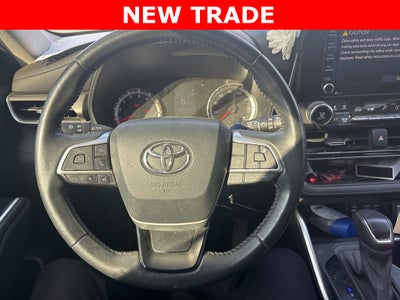 2022 Toyota Highlander LE