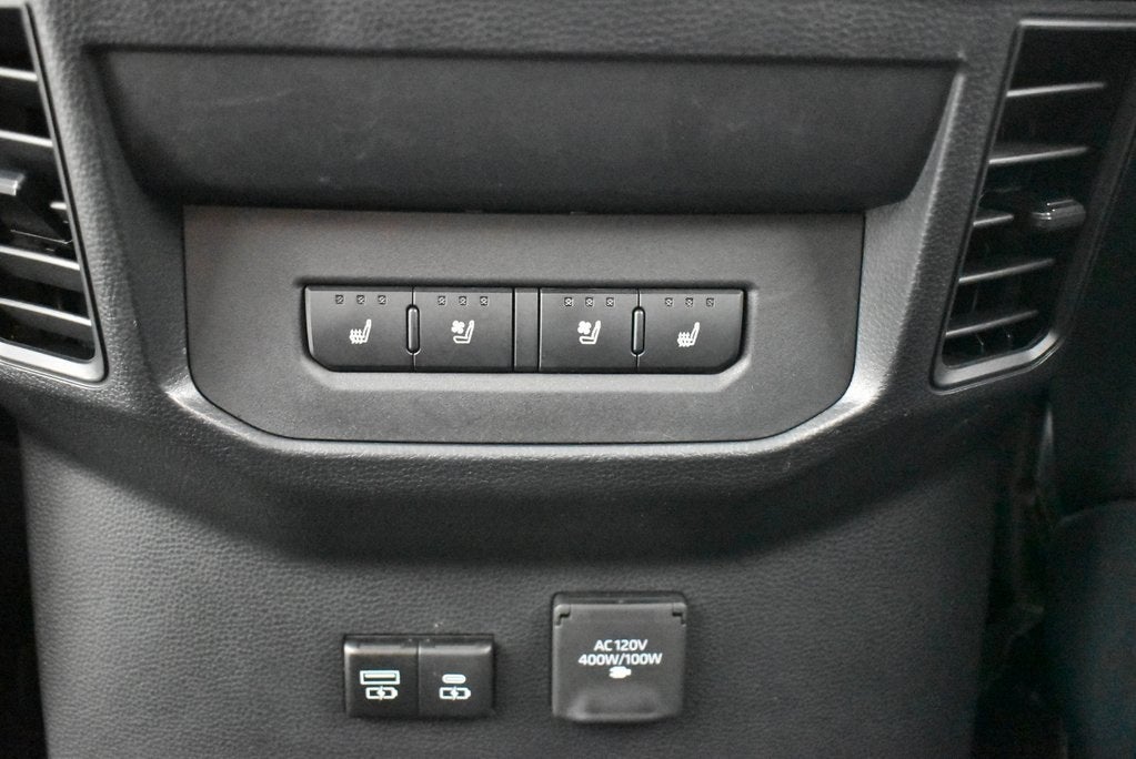 2023 Toyota Tundra Hybrid Platinum