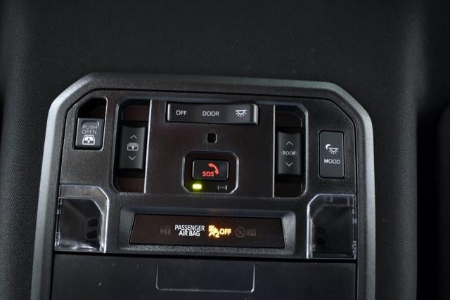 2023 Toyota Tundra Hybrid Platinum