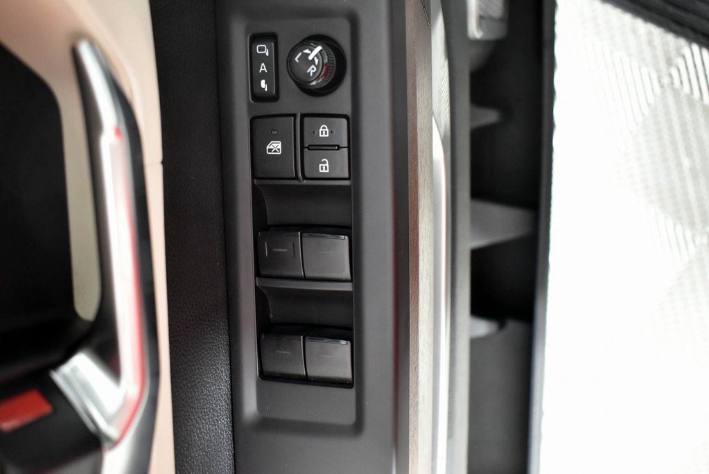 2023 Toyota Tundra Hybrid Capstone