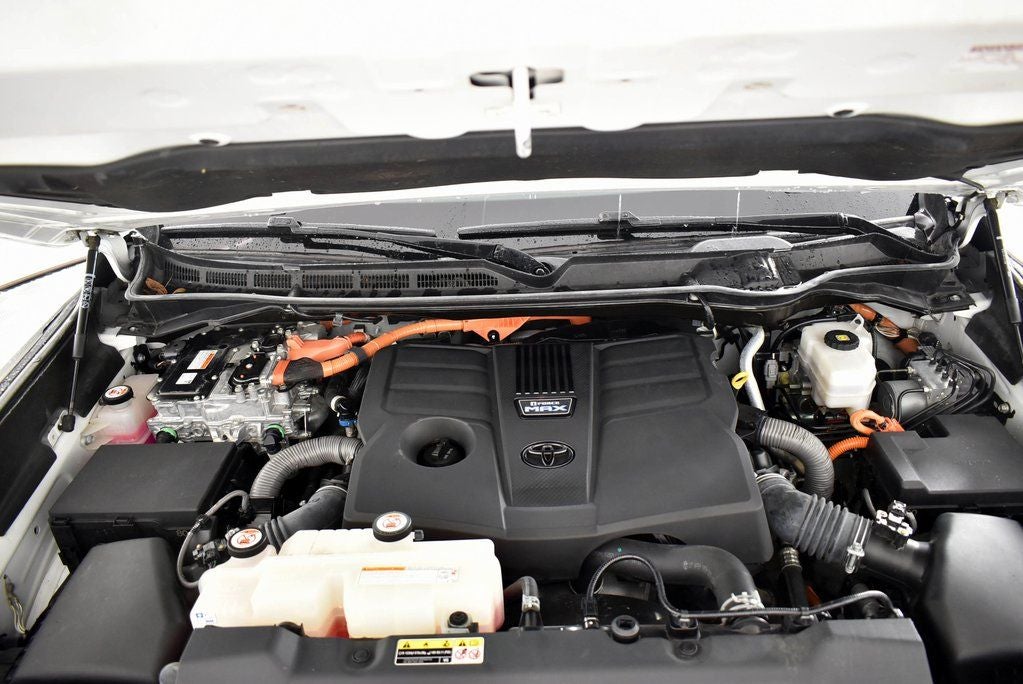 2023 Toyota Tundra Hybrid Capstone