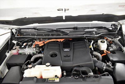 2023 Toyota Tundra Hybrid Capstone