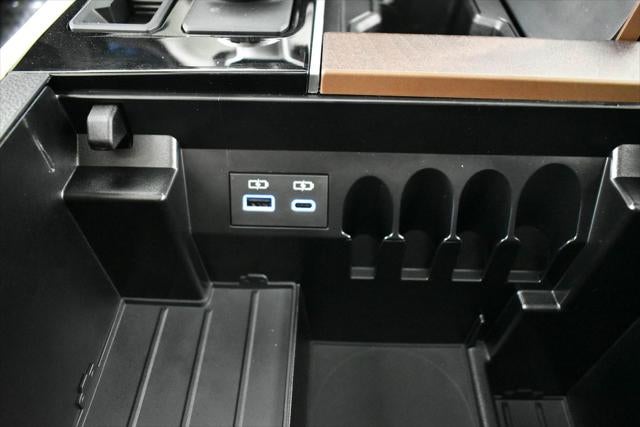 2024 Toyota Sequoia Capstone