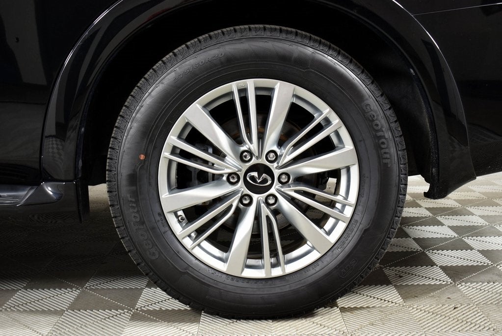 2019 INFINITI QX80 LUXE