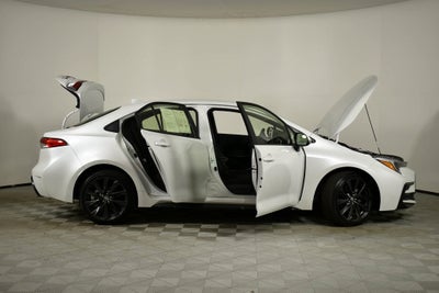 2025 Toyota Corolla Hybrid SE