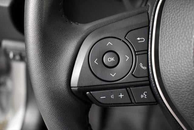 2025 Toyota Corolla Hybrid SE