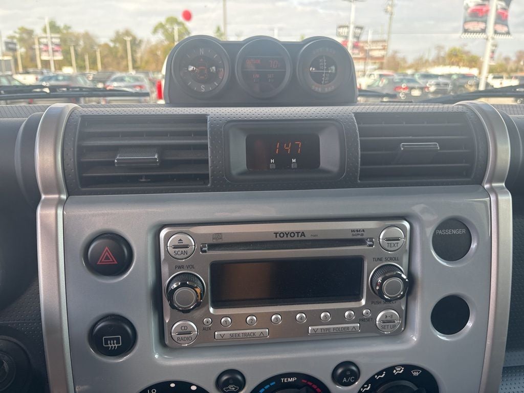 2014 Toyota FJ Cruiser Base