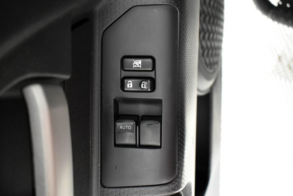 2012 Toyota FJ Cruiser Base