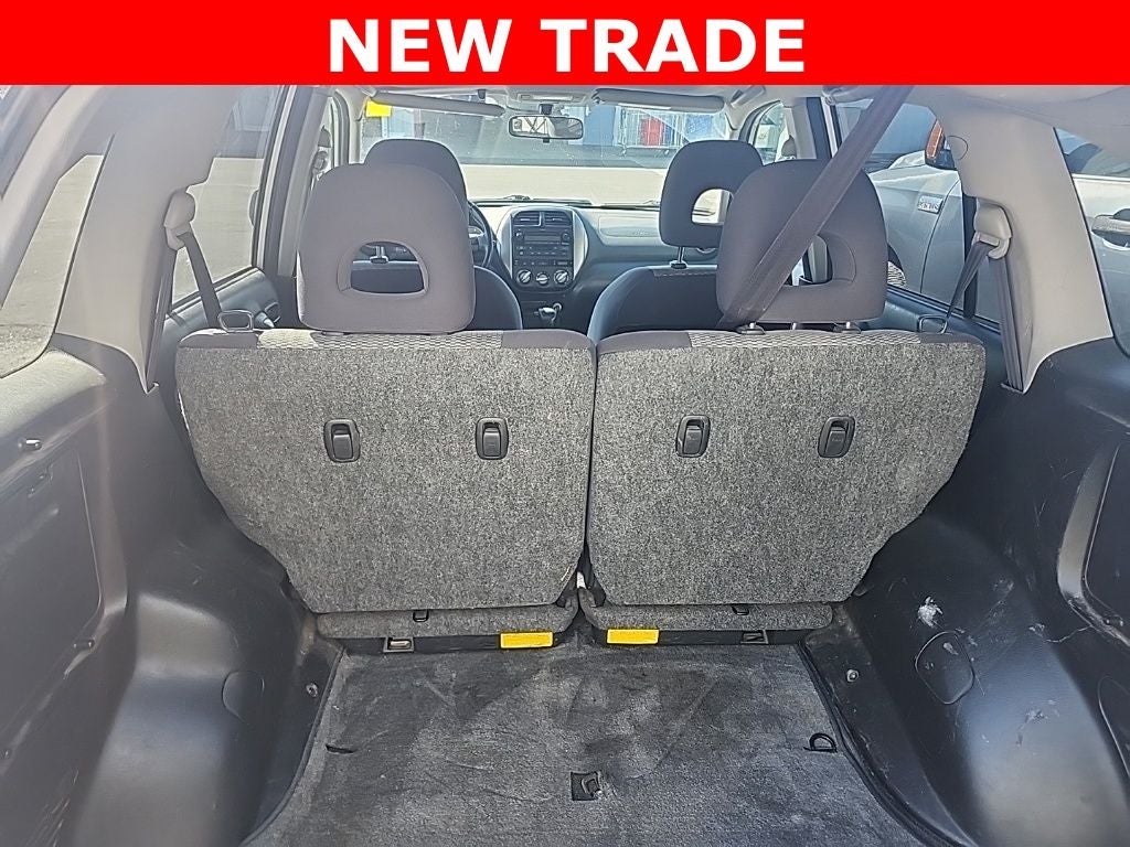 2004 Toyota RAV4 Base