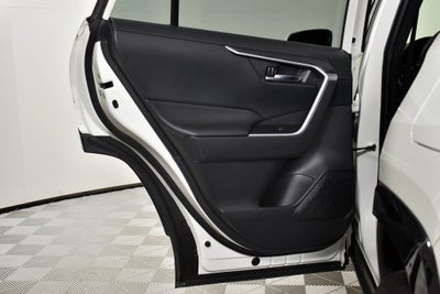 2022 Toyota RAV4 Hybrid SE