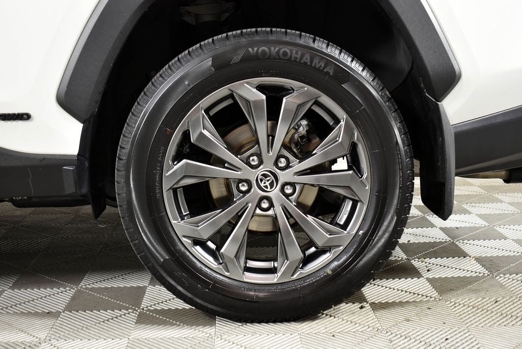 2022 Toyota RAV4 Hybrid XLE Premium