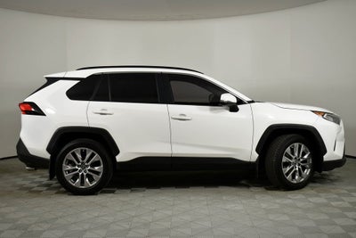 2019 Toyota RAV4 XLE Premium