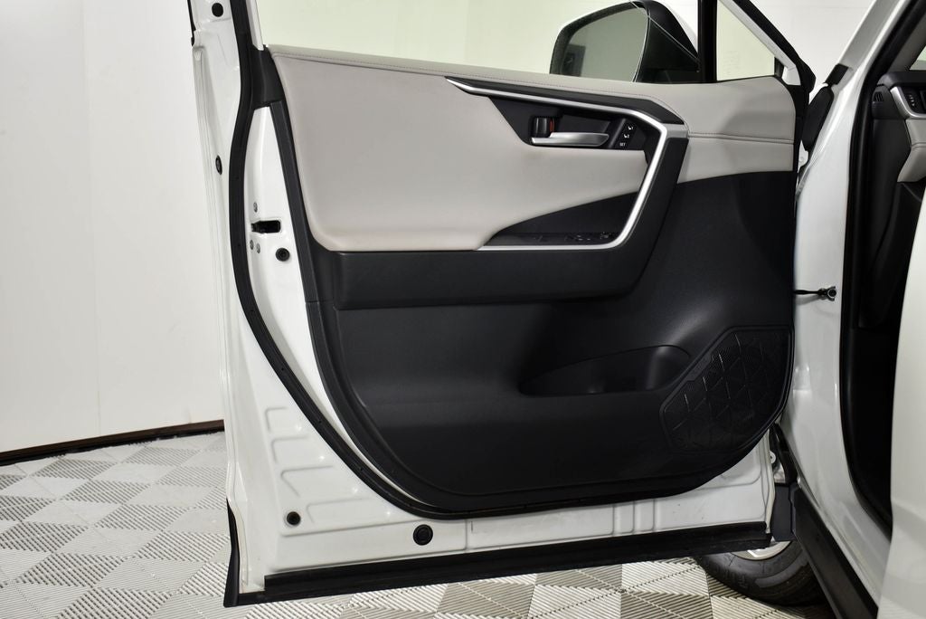 2019 Toyota RAV4 Hybrid Limited