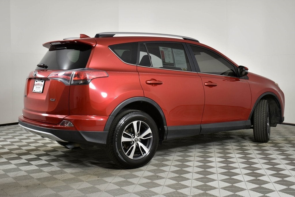 2016 Toyota RAV4 XLE