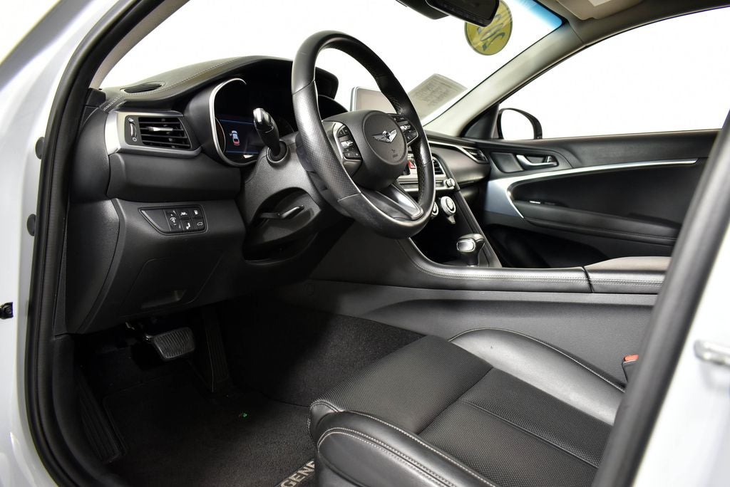 2020 Genesis G70 2.0T