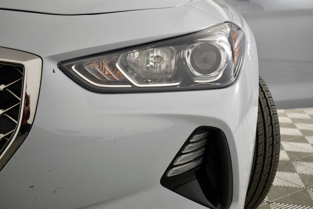 2020 Genesis G70 2.0T