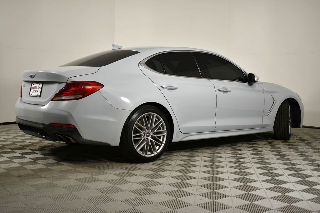 2020 Genesis G70 2.0T