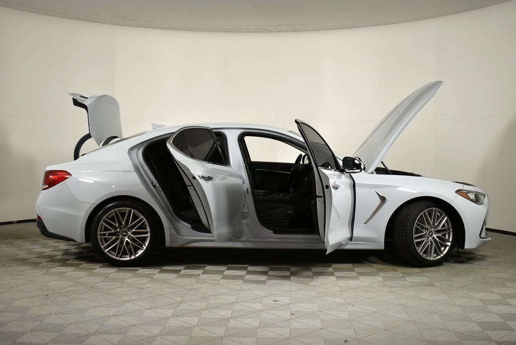 2020 Genesis G70 2.0T