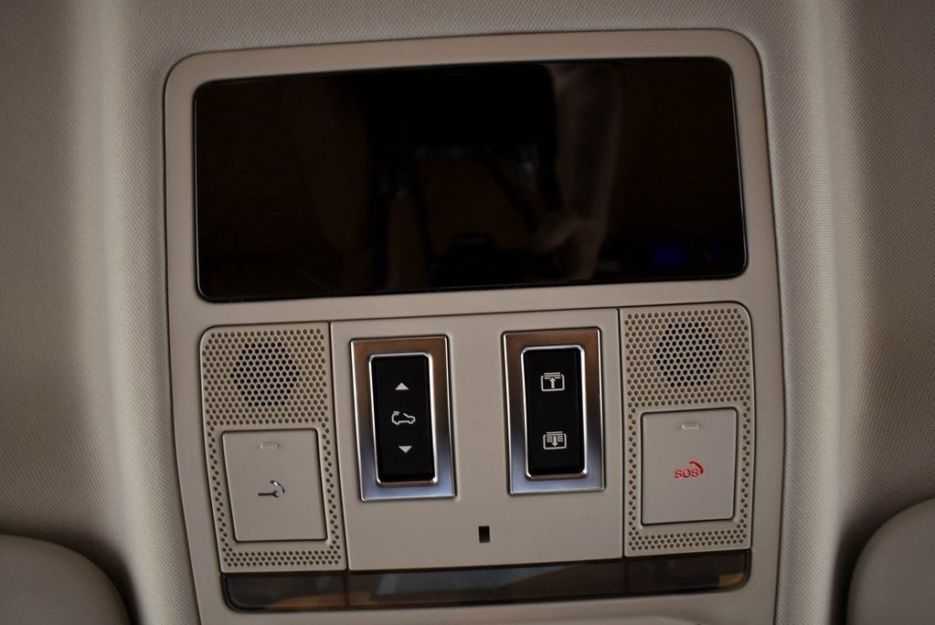 2024 Land Rover Defender 130 S