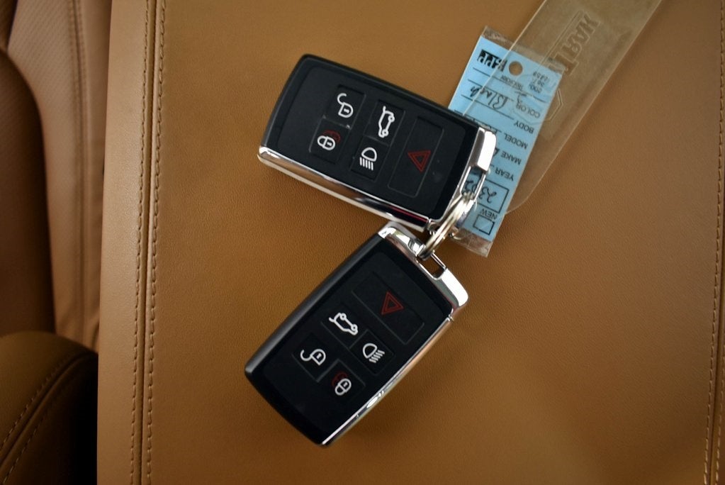 2024 Land Rover Defender 130 S