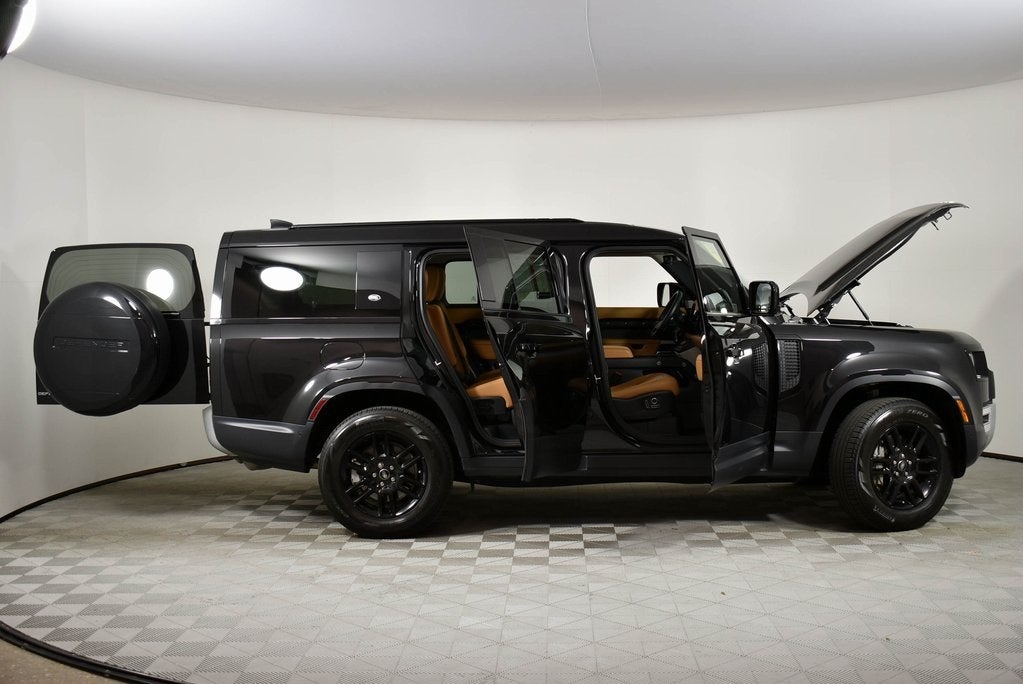 2024 Land Rover Defender 130 S