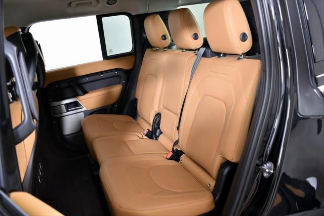 2024 Land Rover Defender 130 S