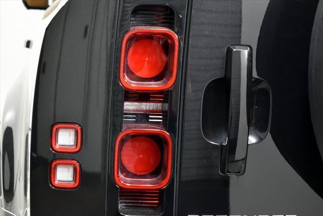 2024 Land Rover Defender 130 S