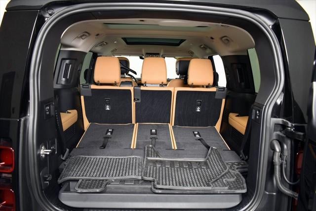 2024 Land Rover Defender 130 S