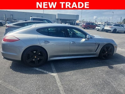 2011 Porsche Panamera 4