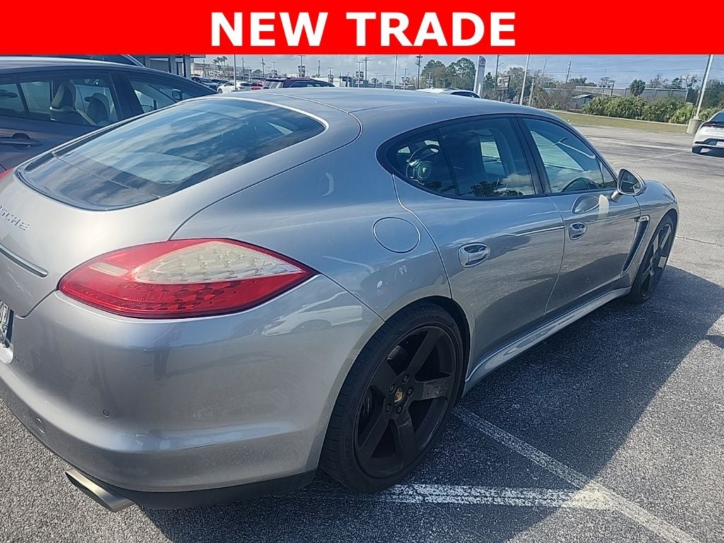 2011 Porsche Panamera 4