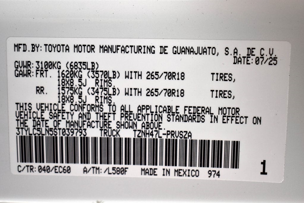 2025 Toyota Tacoma i-FORCE MAX Tacoma Trailhunter