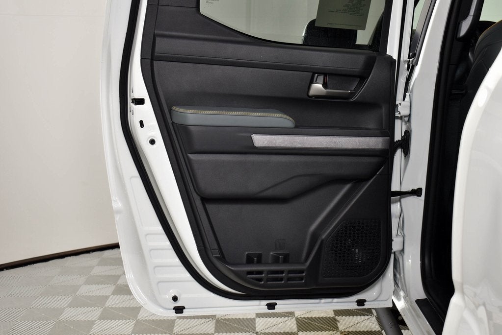 2025 Toyota Tacoma i-FORCE MAX Tacoma Trailhunter