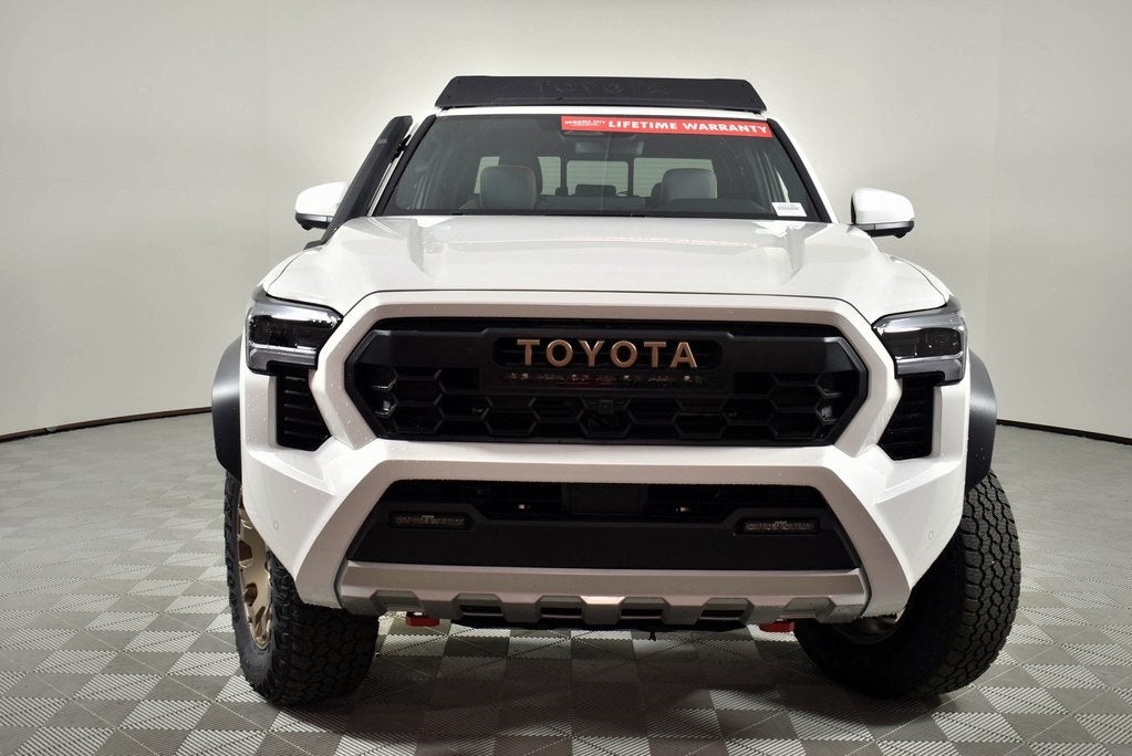 2025 Toyota Tacoma i-FORCE MAX Tacoma Trailhunter