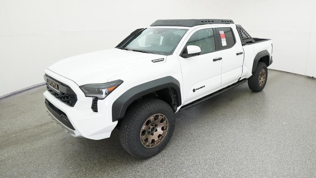 2025 Toyota Tacoma i-FORCE MAX Tacoma Trailhunter