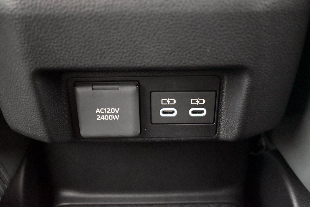 2025 Toyota Tacoma i-FORCE MAX Tacoma Trailhunter