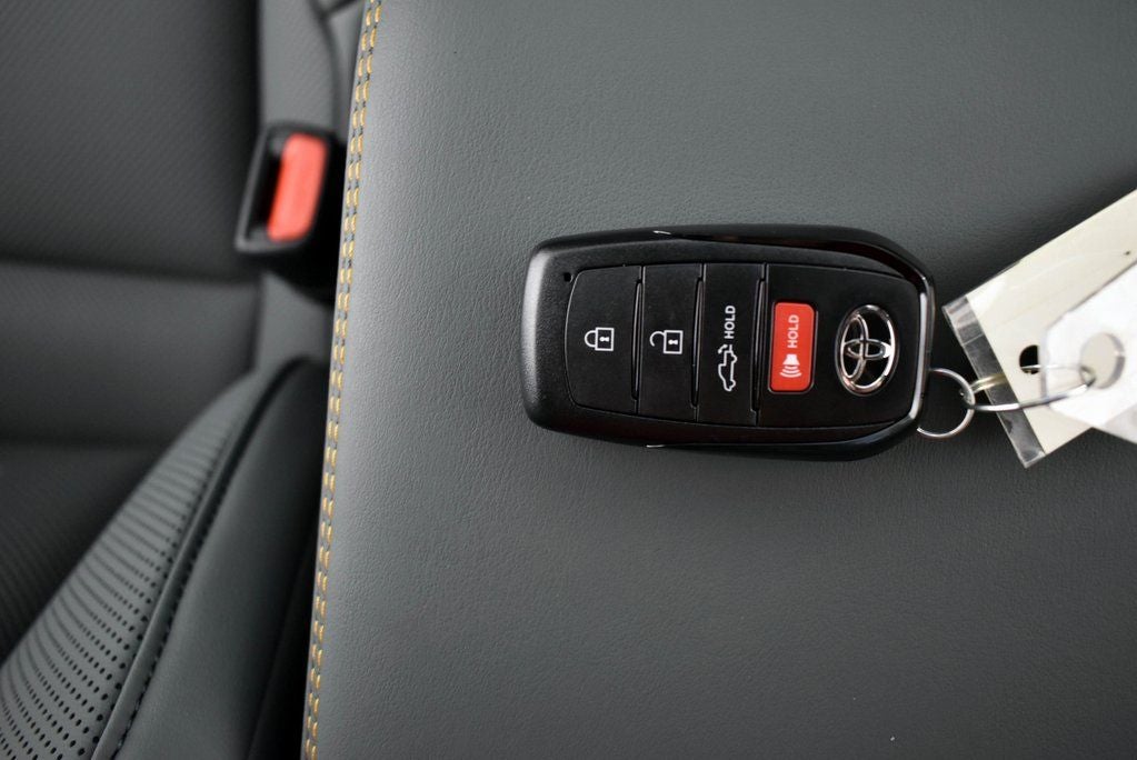 2025 Toyota Tacoma i-FORCE MAX Tacoma Trailhunter