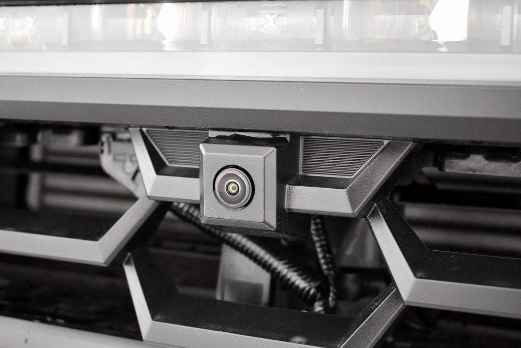 2025 Toyota Tacoma i-FORCE MAX Tacoma Trailhunter