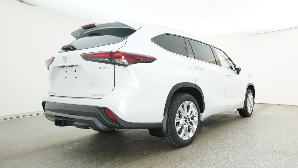 2026 Toyota Highlander Hybrid Limited