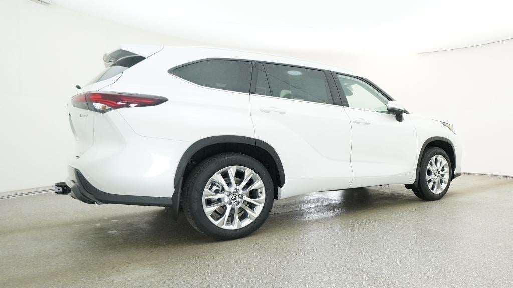 2026 Toyota Highlander Hybrid Limited