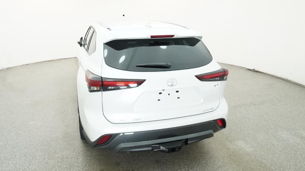 2026 Toyota Highlander Hybrid Limited