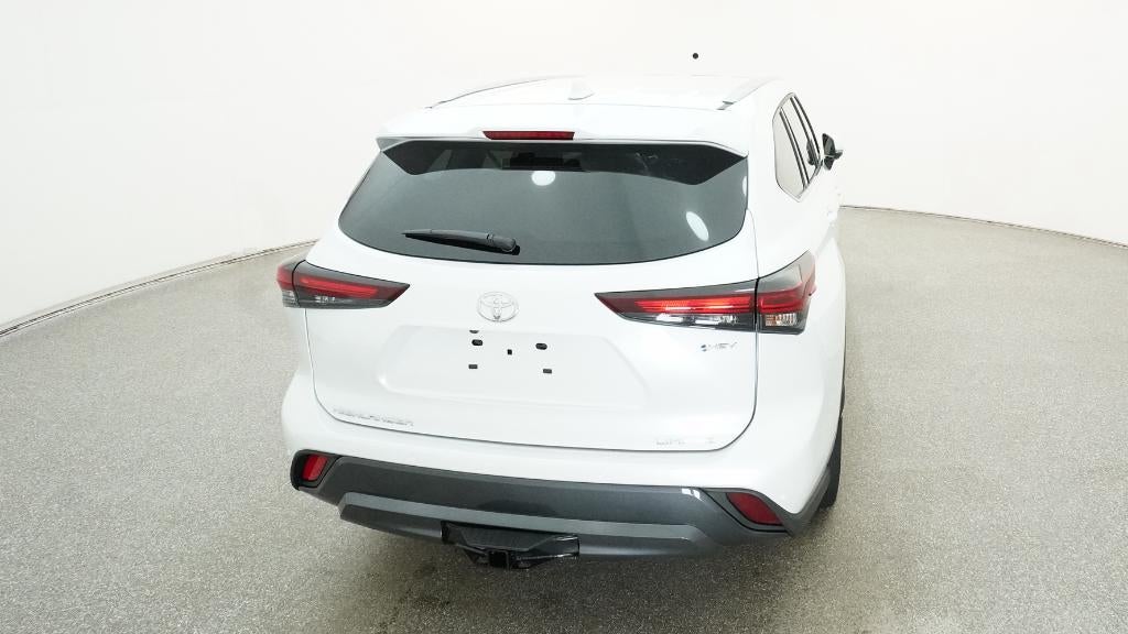 2026 Toyota Highlander Hybrid Limited