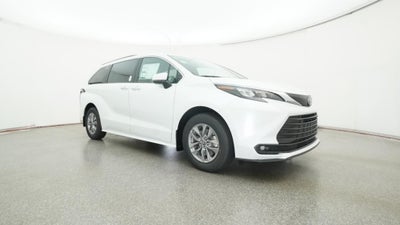 2026 Toyota Sienna XLE