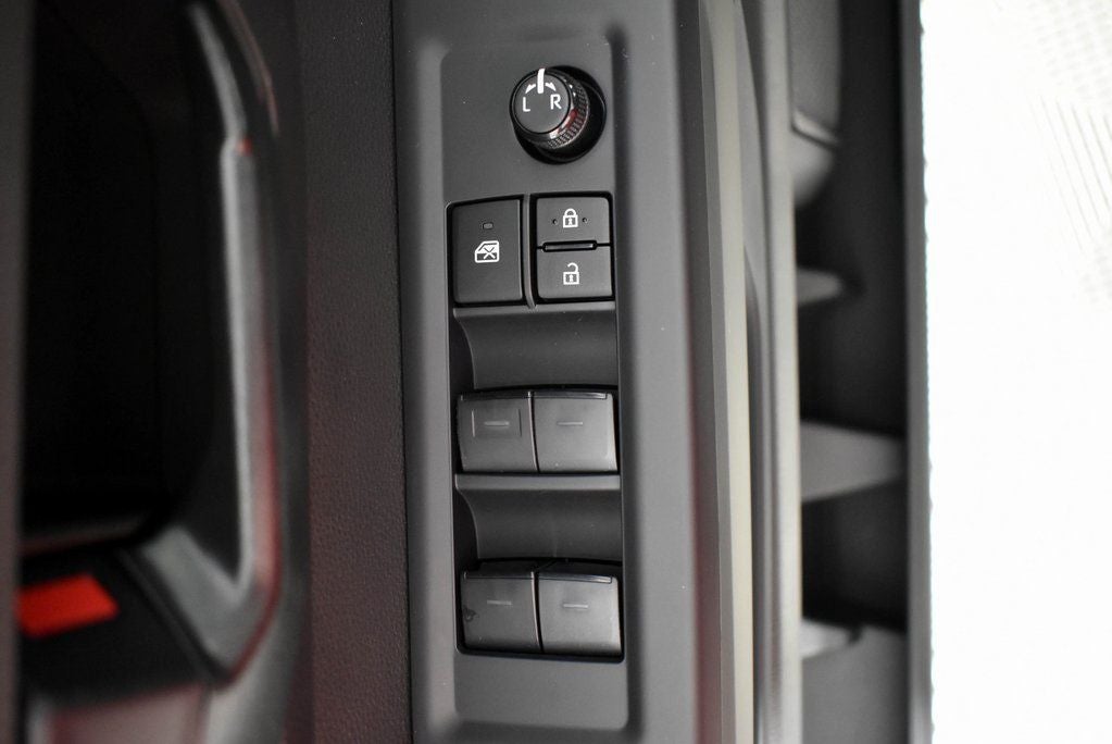 2025 Toyota Tundra SR