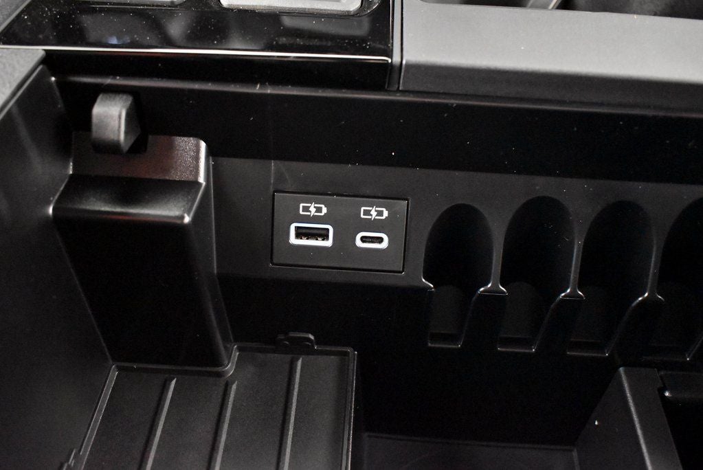 2025 Toyota Tundra SR