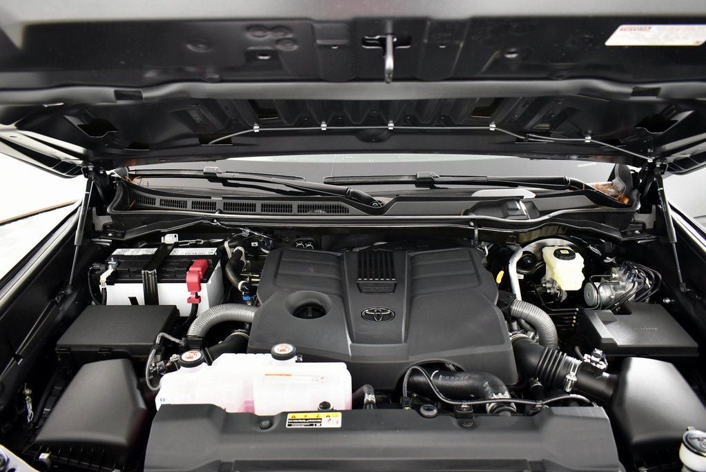 2025 Toyota Tundra SR