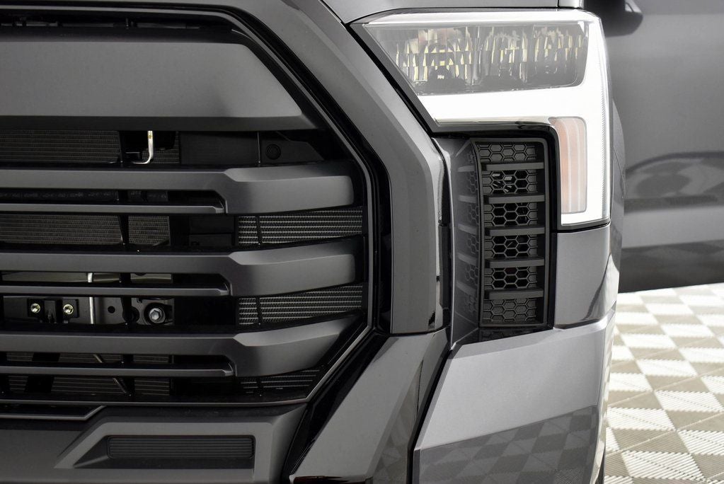 2025 Toyota Tundra SR