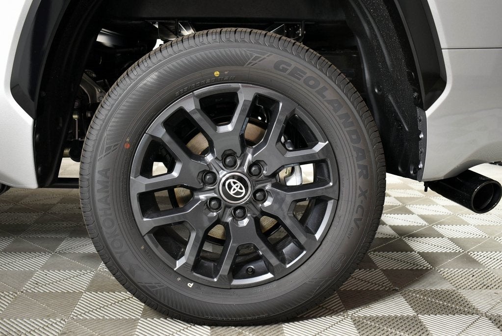 2025 Toyota Tundra i-FORCE MAX Tundra Platinum