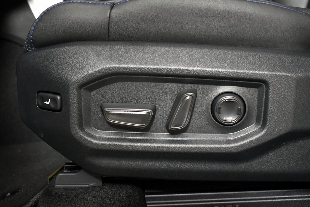 2025 Toyota Tundra i-FORCE MAX Tundra Platinum