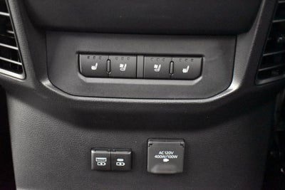 2025 Toyota Tundra i-FORCE MAX Tundra Platinum